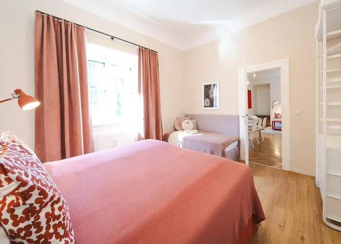 דירה Red Flat By Grazrentals Family Friendly With Kids Bed & Free Parking